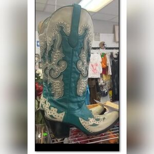 Vintage Coral Cowboy Boots